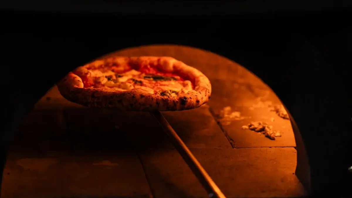 Neapolitan pizza in the oven