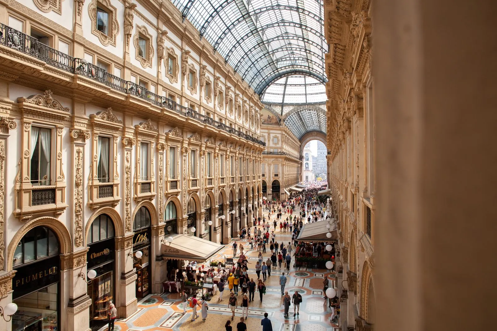 Shoppers inside Galleria Vittorio Emanuele II