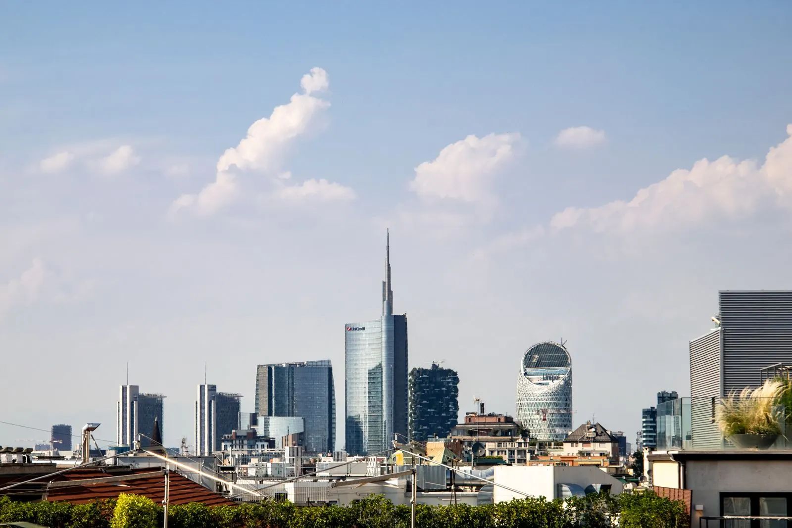 Milan's Porta Nuova skyline