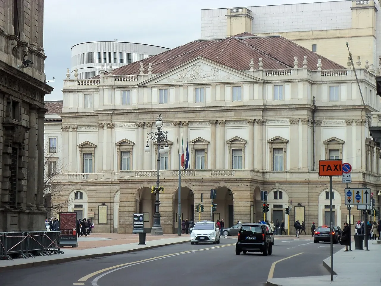 The façade of Teatro alla Scala